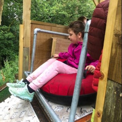 vQUzQWfVHFPCPi4LvxFK2nemrw39d2JtGivPD3Ac92b1838d-d0ff-4887-9c36-3684cf5ae9b11000x1000